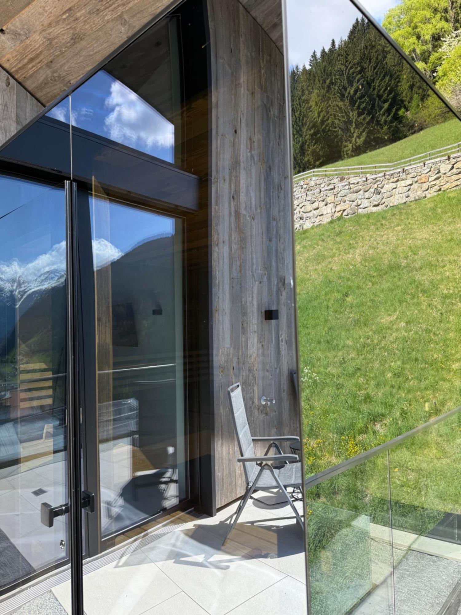 Mountain Chalet Kappl - Luxury - Near Ischgl - Panorama Mountain View - Penthouse & Chalets Zimmer foto